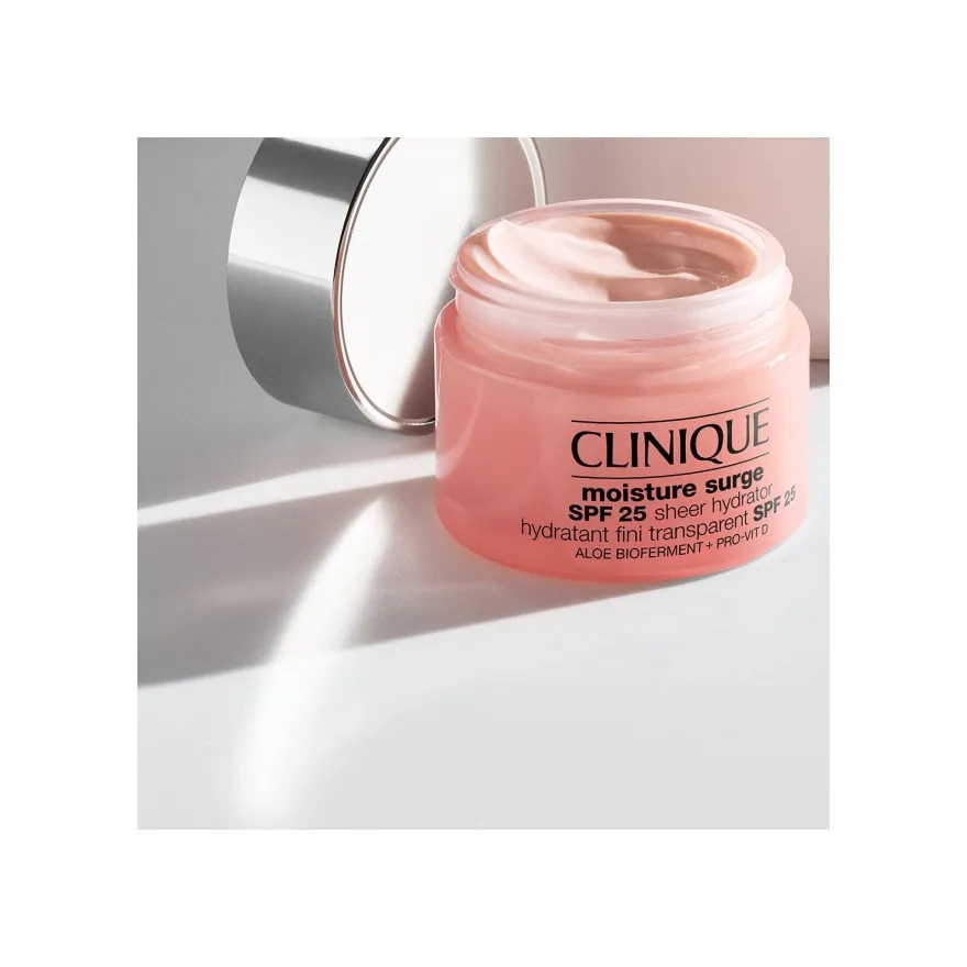Clinique Moisture Surge SPF25 Sheer Hydrator 30ml
