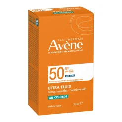 Eau Thermale Avène Ultra Fluid Invisibile Alta Protezione Spf50 50ml