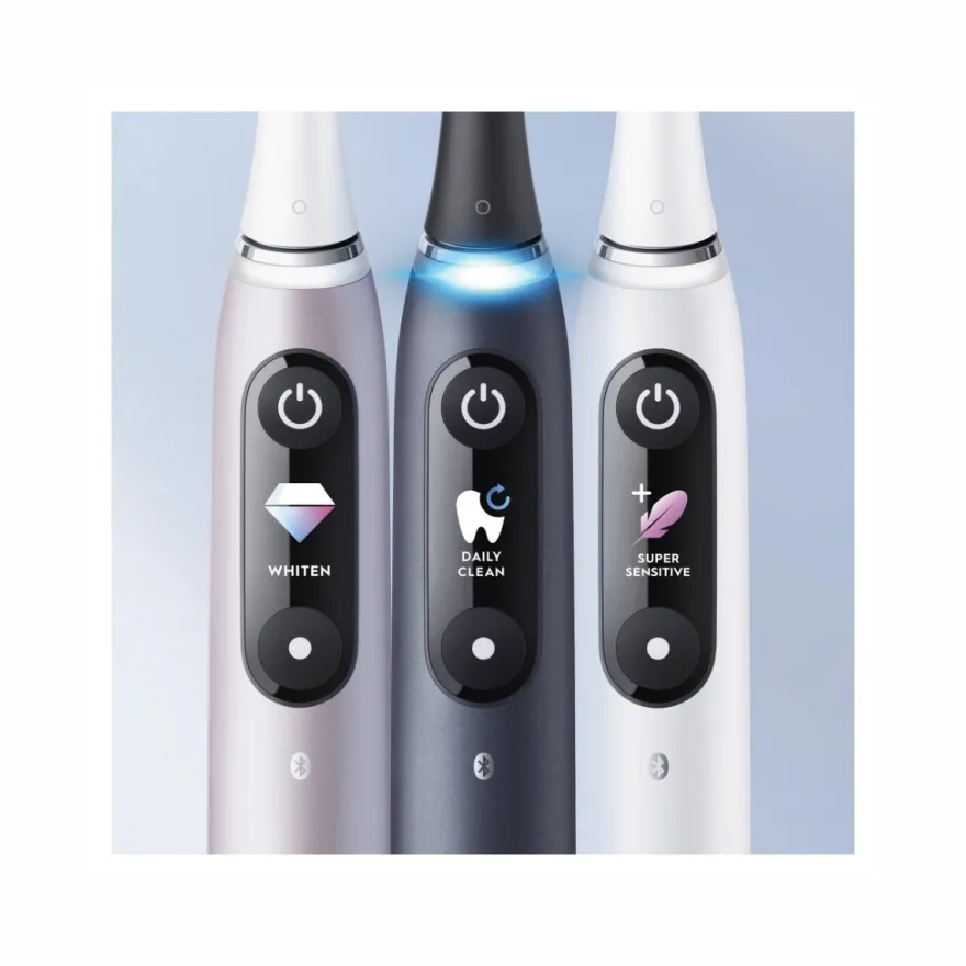 Oral-B Spazzolino Elettrico Ricaricabile iO 9N Nero, 2 Testine, 1 Custodia Da Viaggio Ricaricabile, 1 Spazzolino