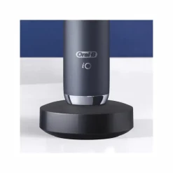 Oral-B Spazzolino Elettrico Ricaricabile iO 9N Nero, 2 Testine, 1 Custodia Da Viaggio Ricaricabile, 1 Spazzolino