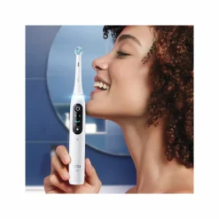 Oral-B Spazzolino Elettrico Ricaricabile iO 9S Bianco, 2 Testine, 1 Custodia Da Viaggio Ricaricabile, 1 Spazzolino