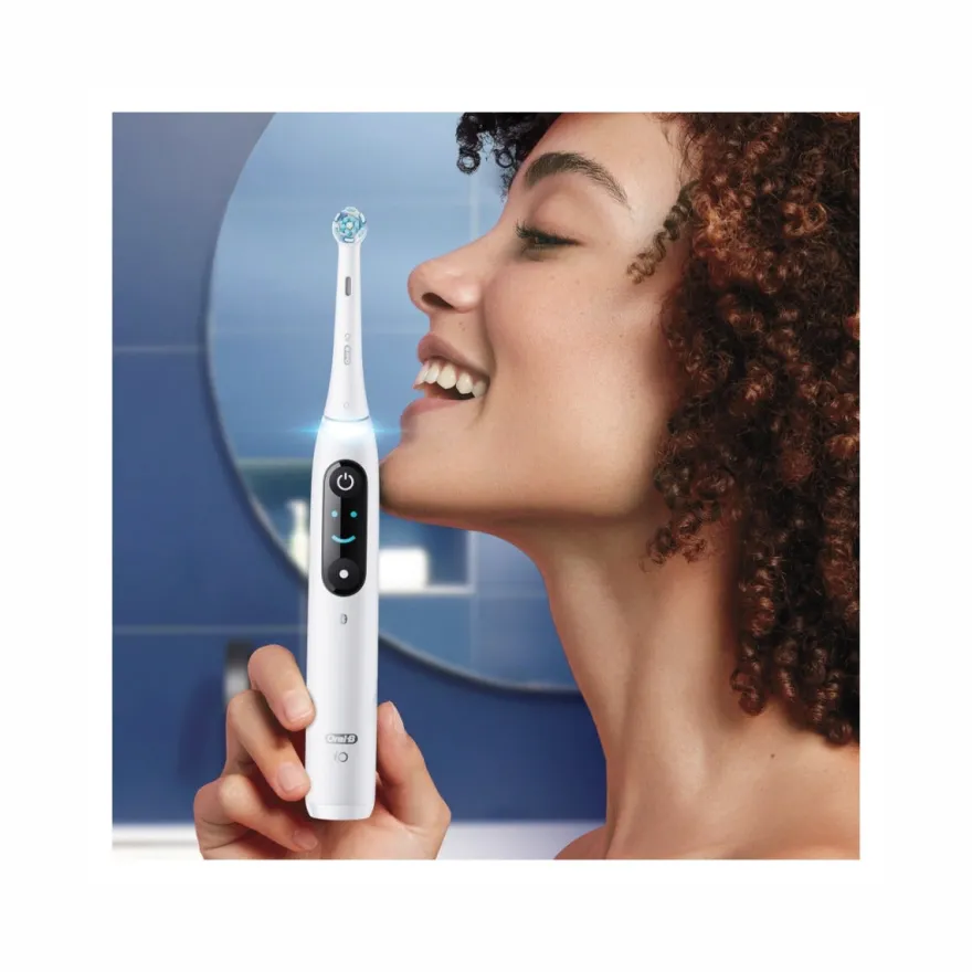 Oral-B Spazzolino Elettrico Ricaricabile iO 9S Bianco, 2 Testine, 1 Custodia Da Viaggio Ricaricabile, 1 Spazzolino