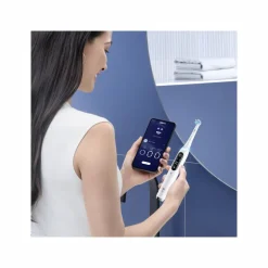 Oral-B Spazzolino Elettrico Ricaricabile iO 9S Bianco, 2 Testine, 1 Custodia Da Viaggio Ricaricabile, 1 Spazzolino