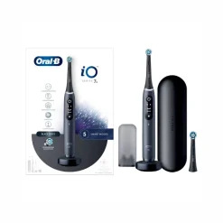 Oral-B Spazzolino Elettrico Ricaricabile iO 7S Nero, 2 Testine, 1 Custodia Da Viaggio, 1 Spazzolino