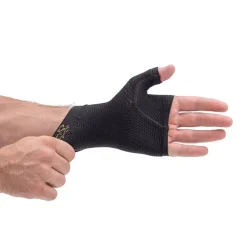 Solidea Micromassage Gauntlet CCL. 2 Palmare Ambidestro Colore Natur Taglia M